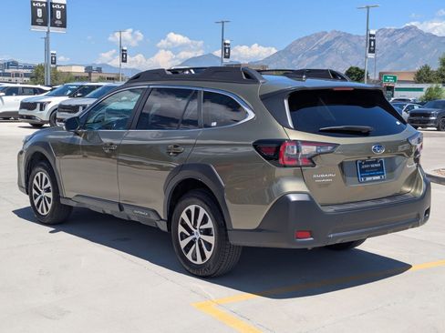 Used 2025 Subaru Outback Premium w/ Popular Package #1 AWD/4WD image 4