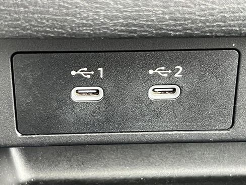 Used 2025 Mitsubishi Outlander SEL FWD image 6
