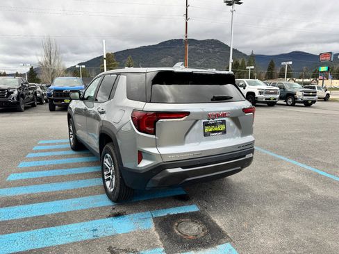 Used 2025 GMC Terrain Elevation image 5