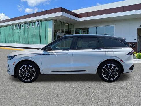 New 2026 Lincoln Nautilus Reserve AWD/4WD image 7