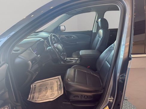 Certified 2021 Chevrolet Traverse LT w/ LT Premium Package image 11