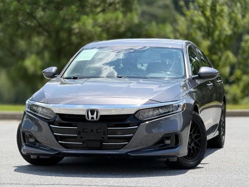 Used 2022 Honda Accord EX-L image 2