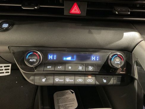 New 2026 Hyundai Elantra SEL Sport Premium FWD image 12