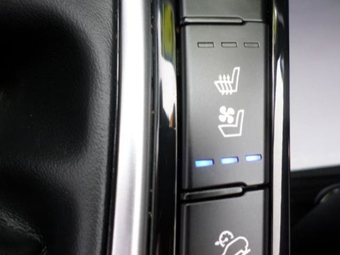 Used 2024 Kia Seltos SX w/ SX Sunroof Package AWD/4WD image 22