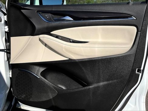 Used 2023 Buick Enclave Essence w/ Experience Buick Package image 23