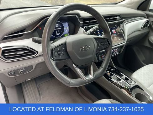 Used 2023 Chevrolet Bolt EUV Premier image 10