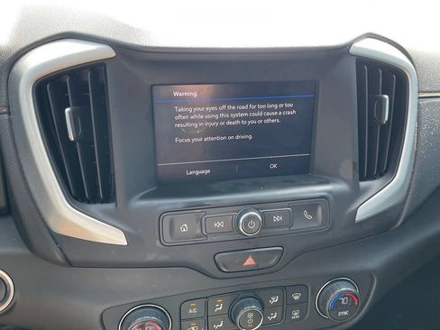 Used 2021 GMC Terrain SLE w/ Driver Convenience Package FWD image 16
