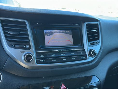 Used 2017 Hyundai Tucson Night image 19