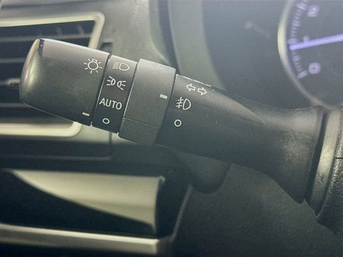 Used 2016 Subaru Crosstrek 2.0i Limited AWD/4WD image 12