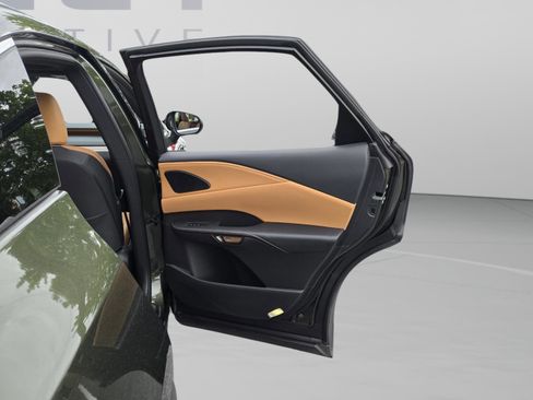 Used 2025 Lexus RX 350 Premium w/ Accessory Package (Z1) FWD image 14