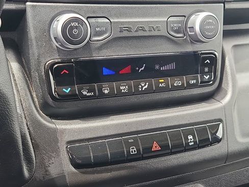 Used 2025 RAM ProMaster 3500 w/ Convenience Group image 21