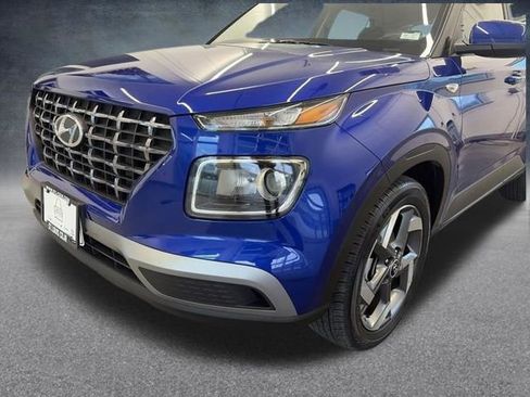 Used 2025 Hyundai Venue SEL FWD image 60