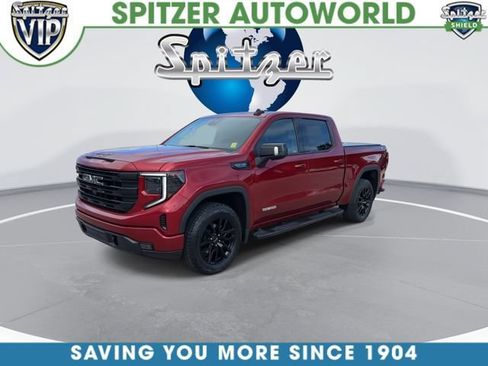 Used 2023 GMC Sierra 1500 Elevation w/ Elevation Premium Package AWD/4WD image 4
