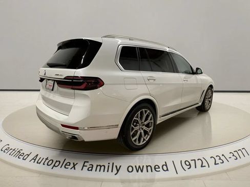 Used 2025 BMW X7 xDrive40i AWD/4WD image 5