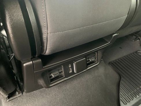 Certified 2024 Chevrolet Silverado 1500 LT image 22