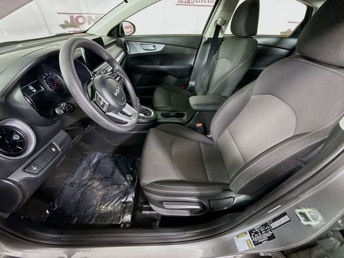 Used 2023 Kia Forte LXS FWD image 23