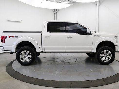 Used 2016 Ford F150 Platinum w/ Equipment Group 701A Luxury AWD/4WD image 8