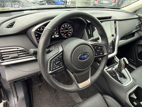 Used 2024 Subaru Outback Limited image 32