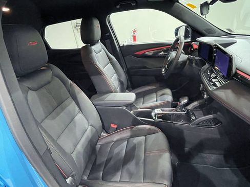 Used 2025 Chevrolet TrailBlazer RS w/ Driver Confidence Package FWD image 27