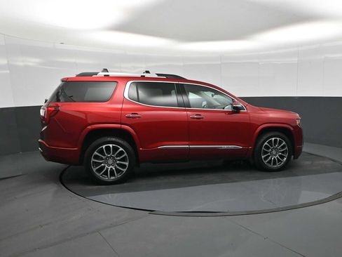 Used 2021 GMC Acadia Denali w/ Denali Technology Package AWD/4WD image 9
