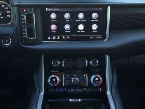 Used 2021 GMC Yukon Denali w/ Denali Ultimate Package image 28