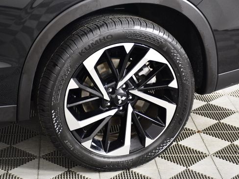 Used 2024 Mitsubishi Outlander SE AWD/4WD image 51