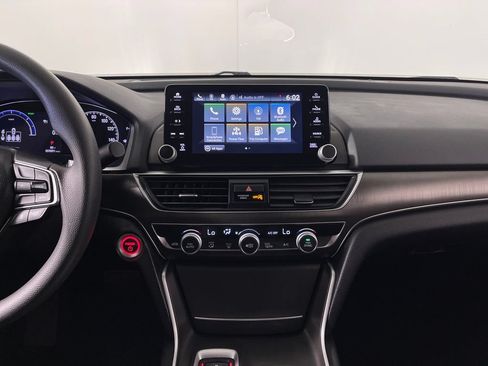 Used 2021 Honda Accord Hybrid image 15