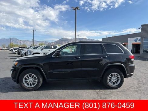 Used 2020 Jeep Grand Cherokee Laredo AWD/4WD image 14