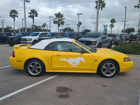 Used 2004 Ford Mustang GT image 3