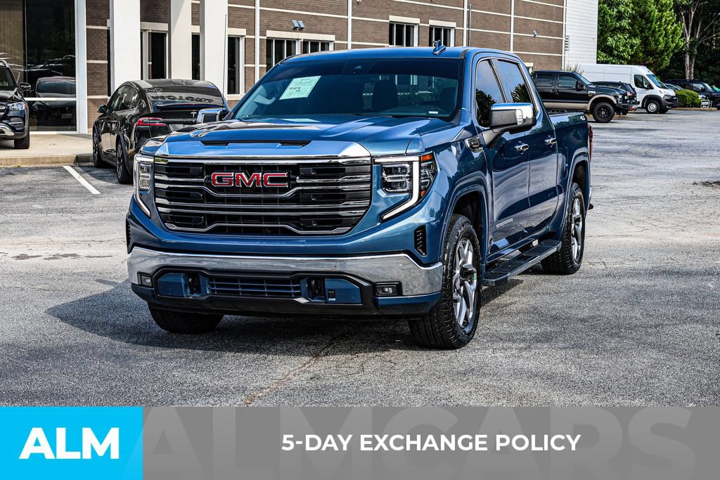 Used 2024 GMC Sierra 1500 SLT AWD/4WD image 3
