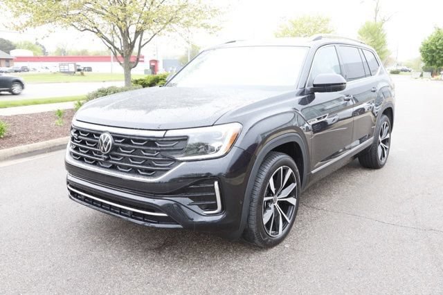 Used 2026 Volkswagen Atlas SEL Premium R-Line AWD/4WD image 12