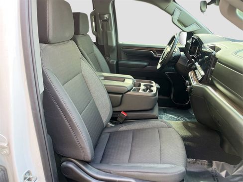 Used 2024 Chevrolet Silverado 1500 RST w/ Z71 Off-Road Package image 27