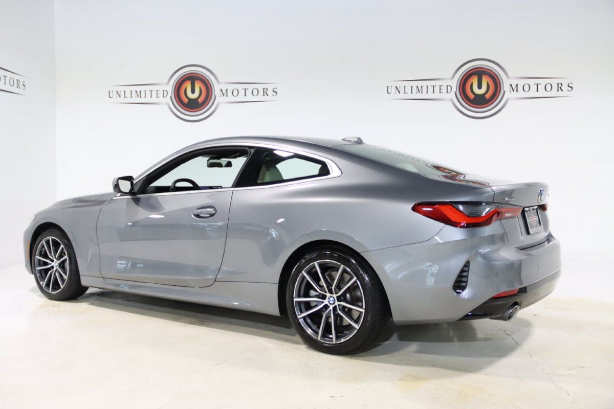 Used 2026 BMW 430i xDrive Coupe w/ Premium Package AWD/4WD image 3