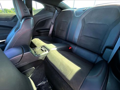 Used 2021 Chevrolet Camaro ZL1 RWD image 20