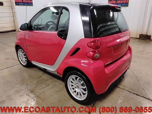 Used 2013 smart fortwo passion image 6