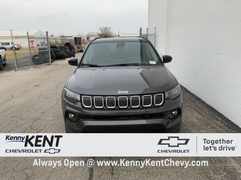 Used 2022 Jeep Compass Limited image 5