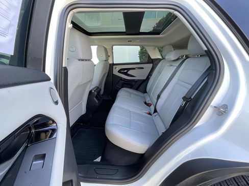 Used 2024 Land Rover Range Rover Evoque S image 27