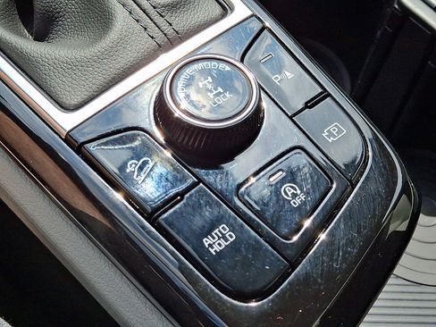 Used 2023 Kia Sportage EX AWD/4WD image 24