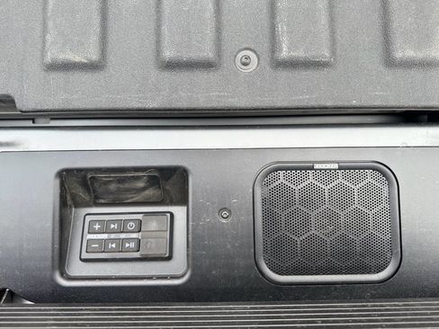 Used 2025 GMC Sierra 3500 Denali Ultimate image 12