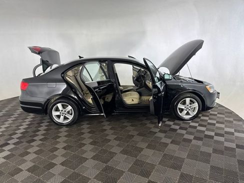 Used 2014 Volkswagen Jetta TDI FWD image 16
