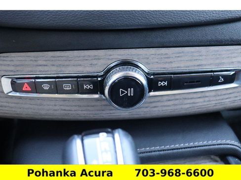 Used 2022 Volvo XC90 T6 Inscription w/ Climate Package image 16