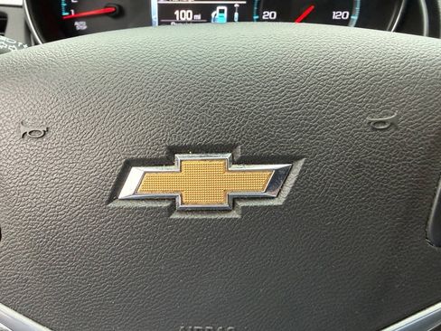Used 2016 Chevrolet Impala LT w/ Convenience Package FWD image 27