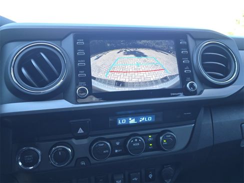 Used 2021 Toyota Tacoma TRD Off-Road w/ Technology Package image 32