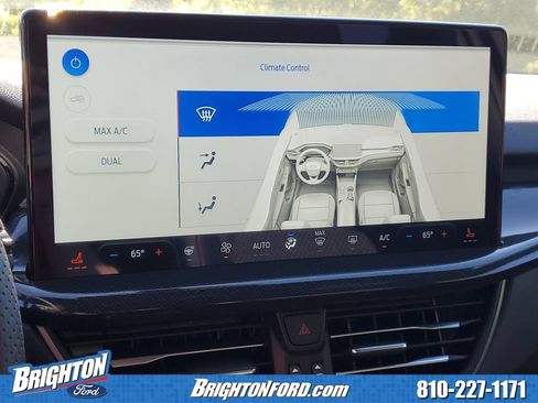 Used 2024 Ford Escape ST-Line w/ Tech Pack #1 AWD/4WD image 26