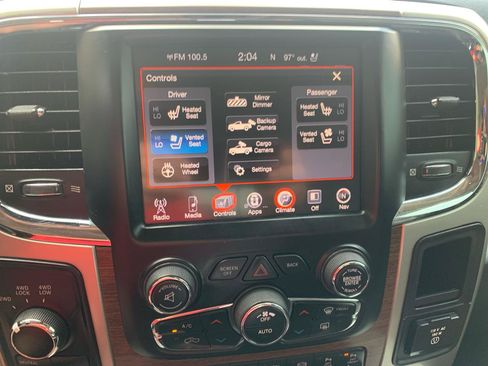 Used 2016 RAM 2500 Laramie AWD/4WD image 29