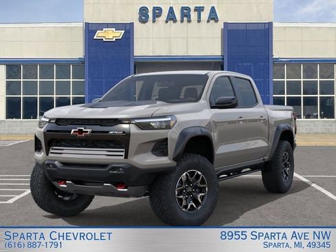 New 2026 Chevrolet Colorado ZR2 w/ Technology Package AWD/4WD image 6