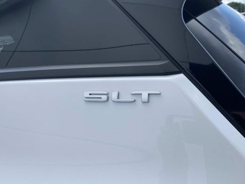 Used 2023 GMC Terrain SLT w/ LPO, Floor Liner Package AWD/4WD image 11