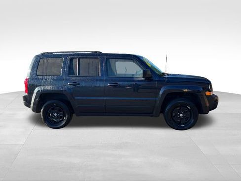 Used 2015 Jeep Patriot Sport w/ Power Value Group image 8