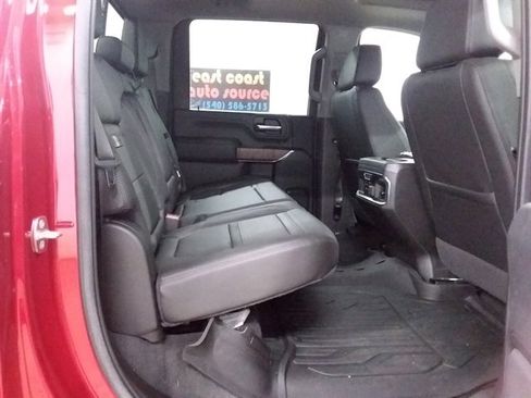 Used 2023 GMC Sierra 2500 Denali w/ Denali Ultimate Package image 12