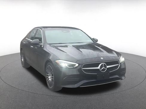 Used 2024 Mercedes-Benz C 300 Sedan image 3